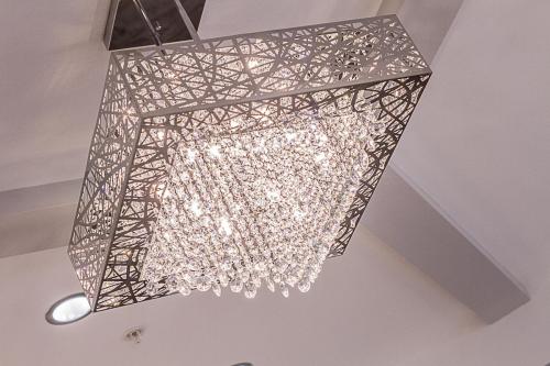 Lighting/Chandelier